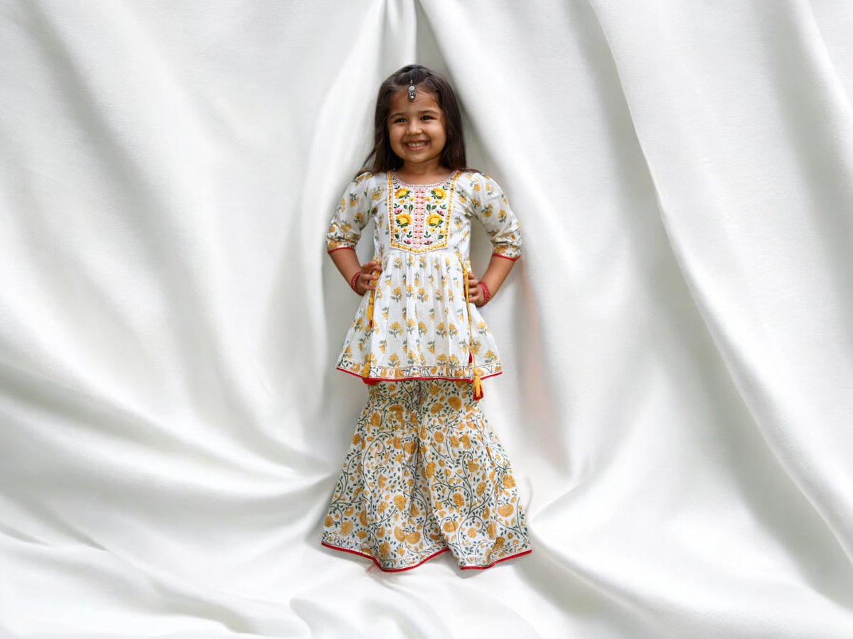 White and Lemon Gharara